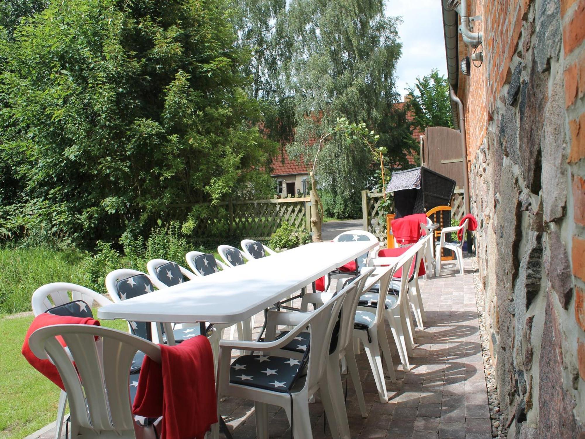 Mansion In Gressow With Terrace Garden Bbq Pond Bicycles Villa Buitenkant foto